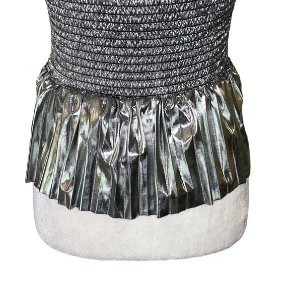 NWT Sincerely Jules Metallic Silver Strapless Halter Pleated Peplum Crop Top - M - Picture 9 of 12
